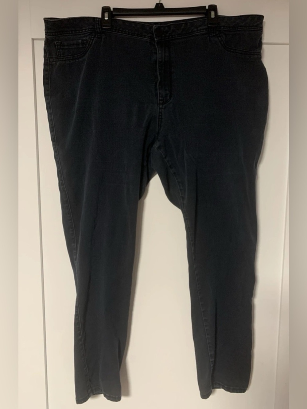 Torrid Premium Stretch Bombshell Skinny Jean- Sz 26 Tall Dark Wash Denim/Calgary